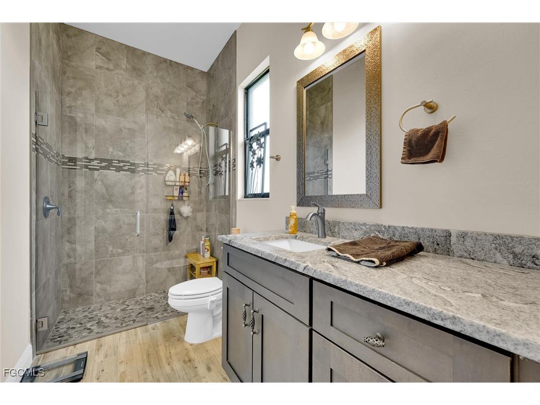 2218 NW 37th Place Cape Coral FL 33993 2025009960 image29