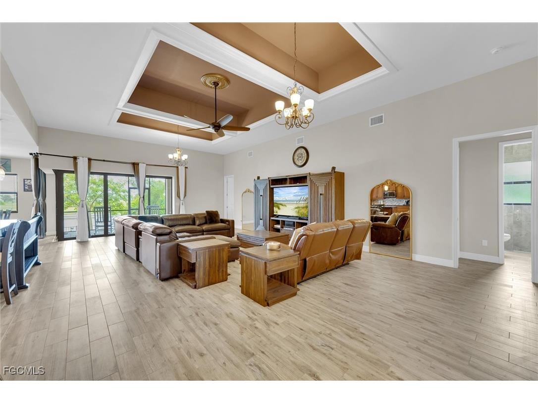 2218 NW 37th Place Cape Coral FL 33993 2025009960 image7