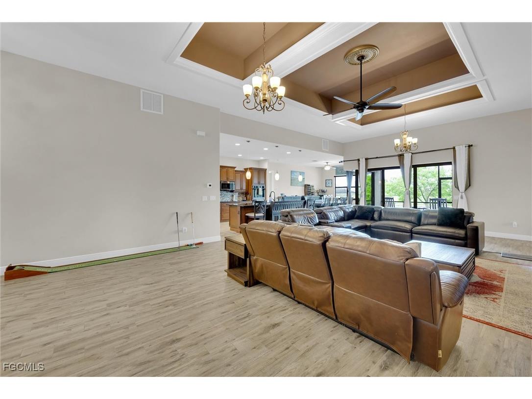 2218 NW 37th Place Cape Coral FL 33993 2025009960 image8