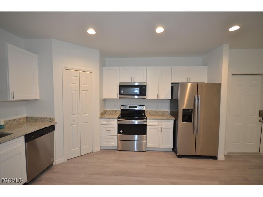 2218 Quality Life Center Way Fort Myers FL 33916 2025017389 image5