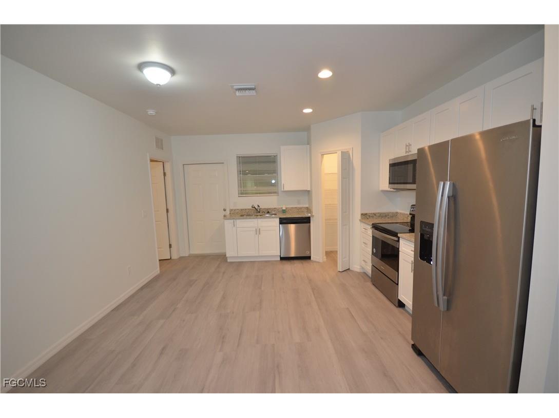 2218 Quality Life Center Way Fort Myers FL 33916 2025017389 image7