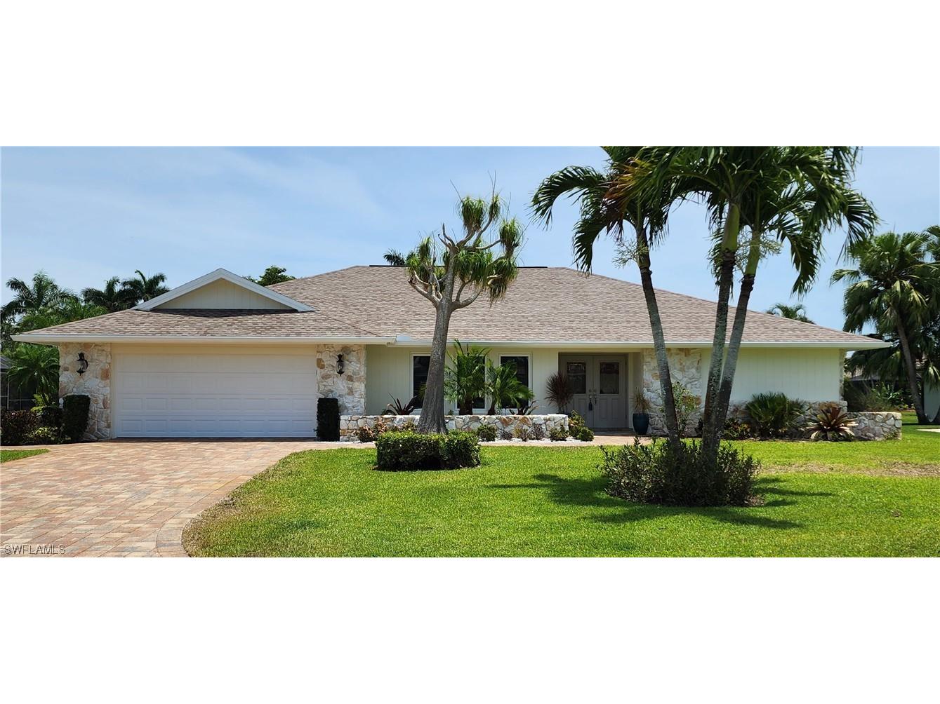 2218 Regal Way Naples FL 34110 223016396 image1