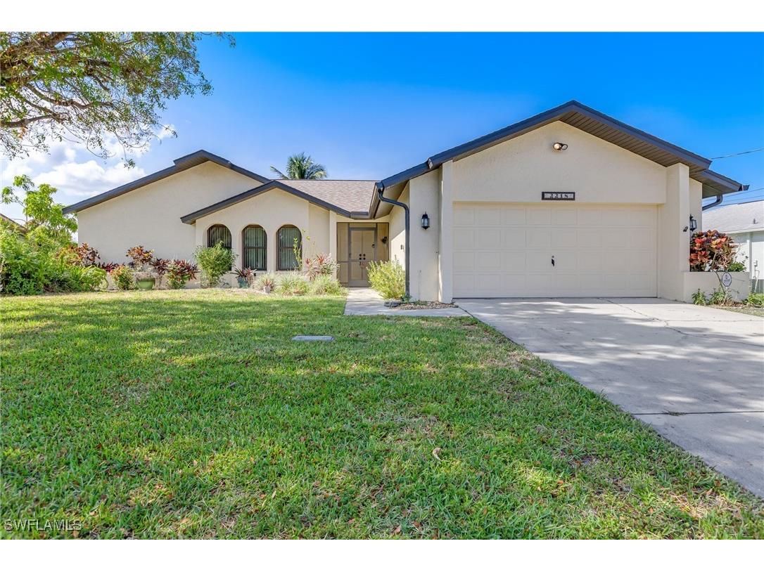 2218 SE 2nd Street Cape Coral FL 33990 225046296 image1