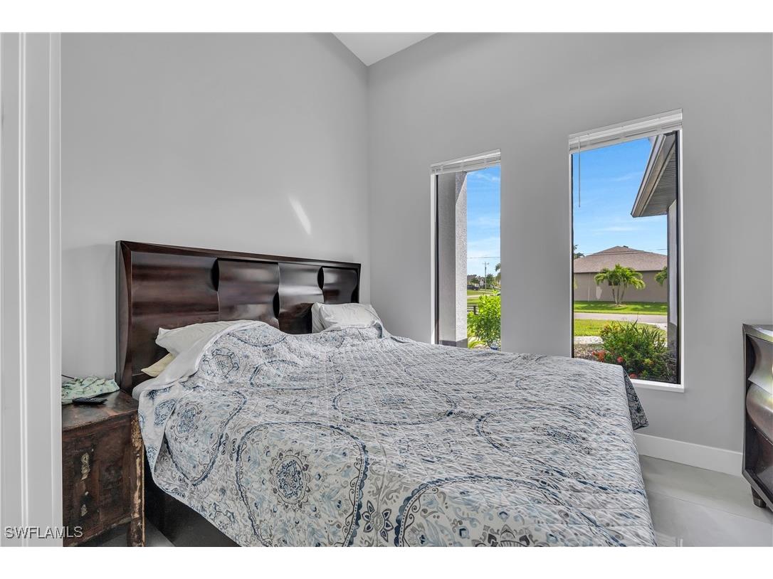 2218 SW 25th Street Cape Coral FL 33914 225073698 image16