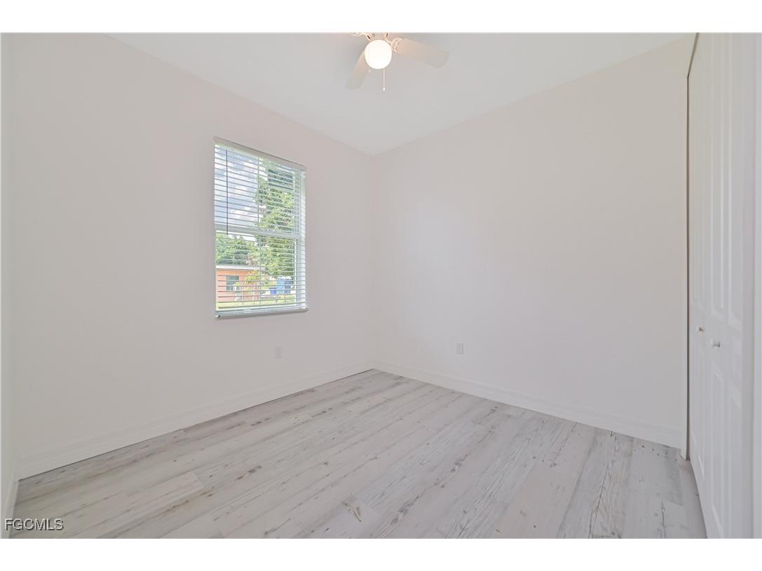 2219 Carver Avenue Fort Myers FL 33916 2025015487 image15