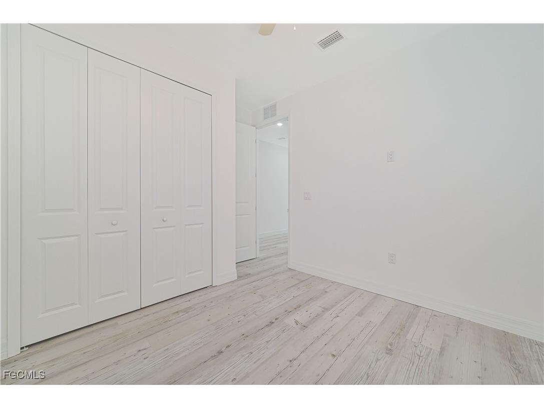 2219 Carver Avenue Fort Myers FL 33916 2025015487 image22