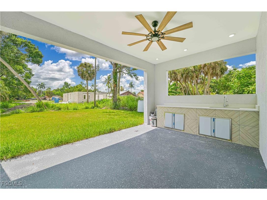2219 Carver Avenue Fort Myers FL 33916 2025015487 image26