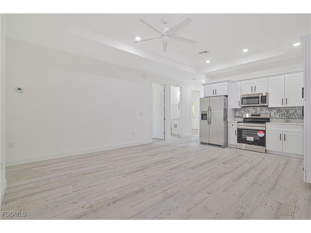 2219 Carver Avenue Fort Myers FL 33916 2025015487 image6