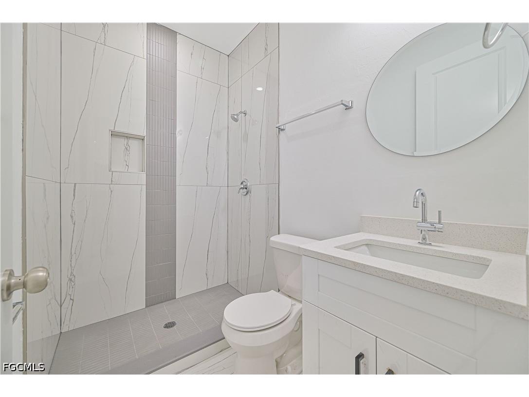 2219 Carver Avenue Fort Myers FL 33916 2026017795 image18