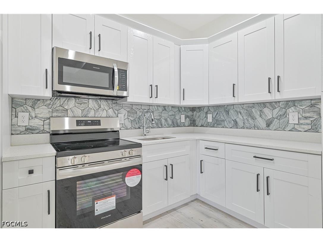 2219 Carver Avenue Fort Myers FL 33916 2026017795 image4