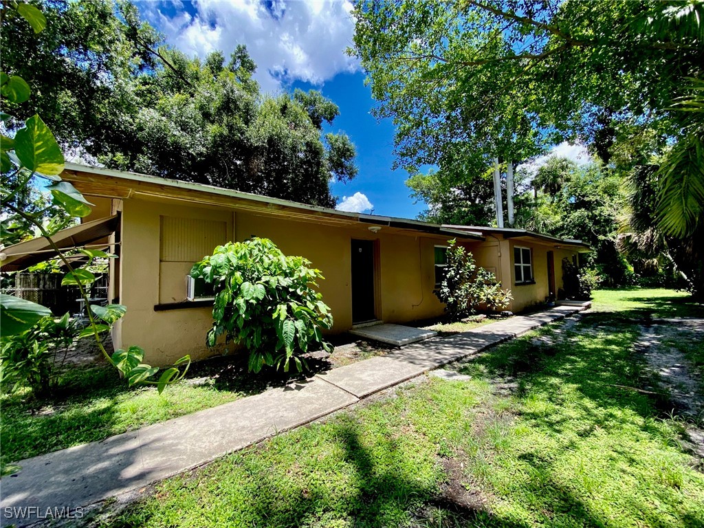 2219 Jackson Street Fort Myers FL 33901 224070354 image1