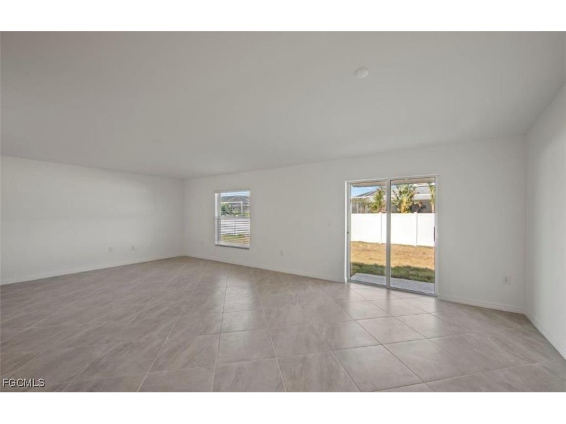 2219 NW 3rd Avenue Cape Coral FL 33993 2025017374 image13