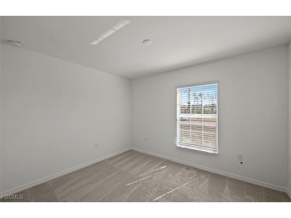 2219 NW 3rd Avenue Cape Coral FL 33993 2025017374 image16