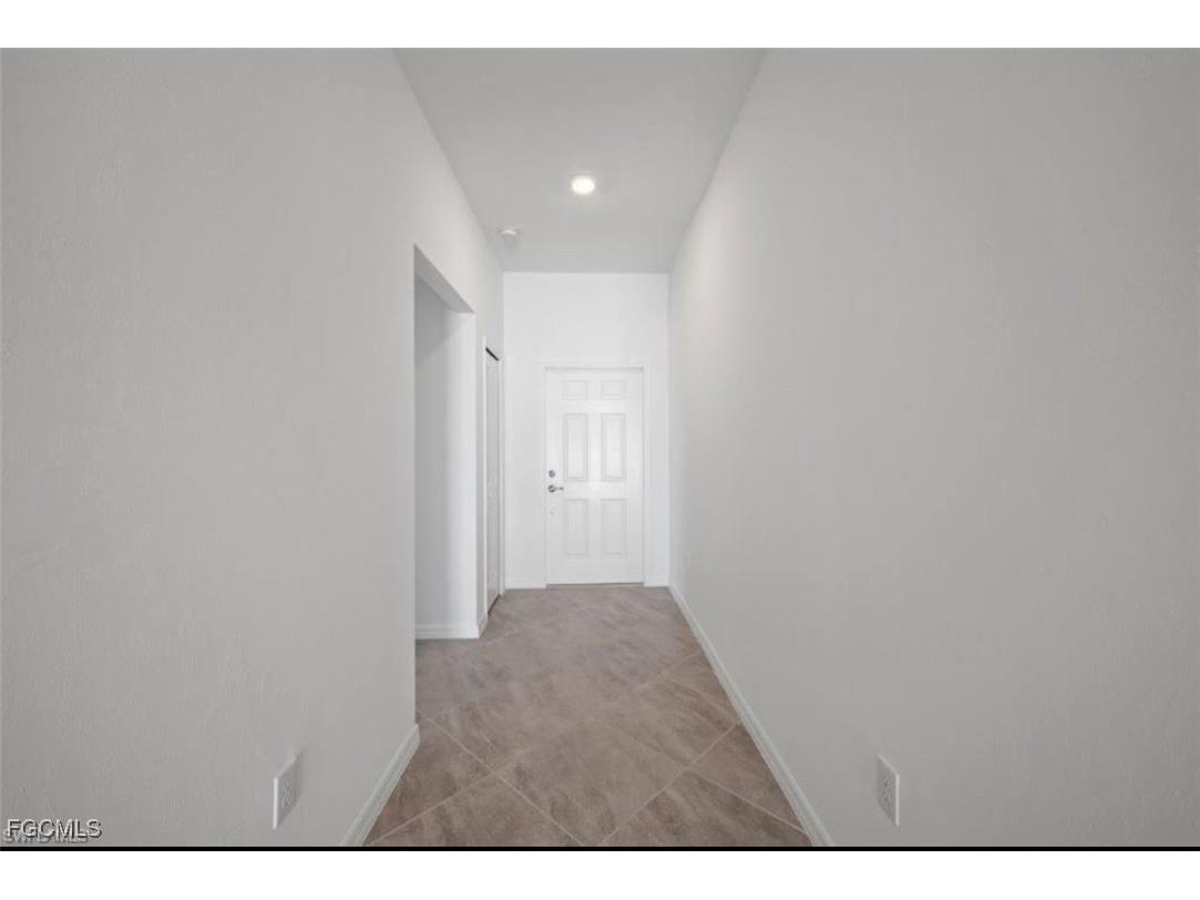 2219 NW 3rd Avenue Cape Coral FL 33993 2025017374 image3