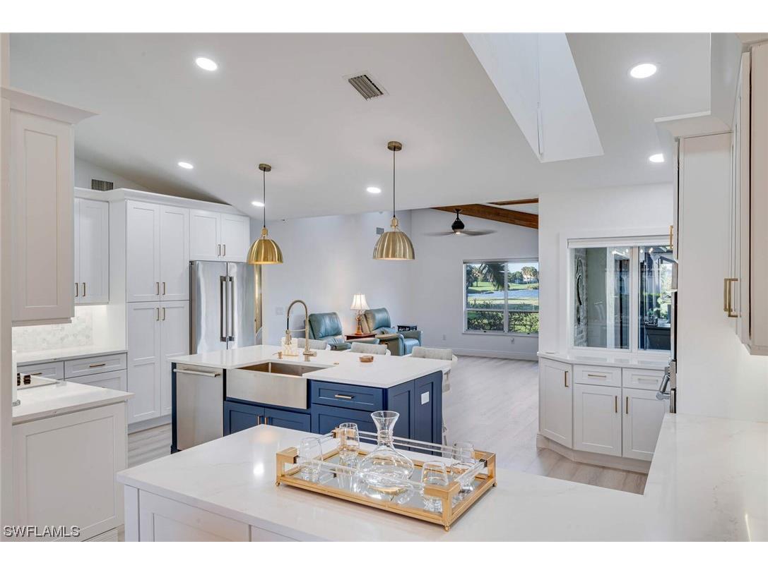 2219 Noble Court Naples FL 34110 223094377 image1