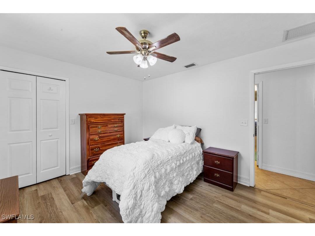 2219 SE 8th Street Cape Coral FL 33990 225076510 image27