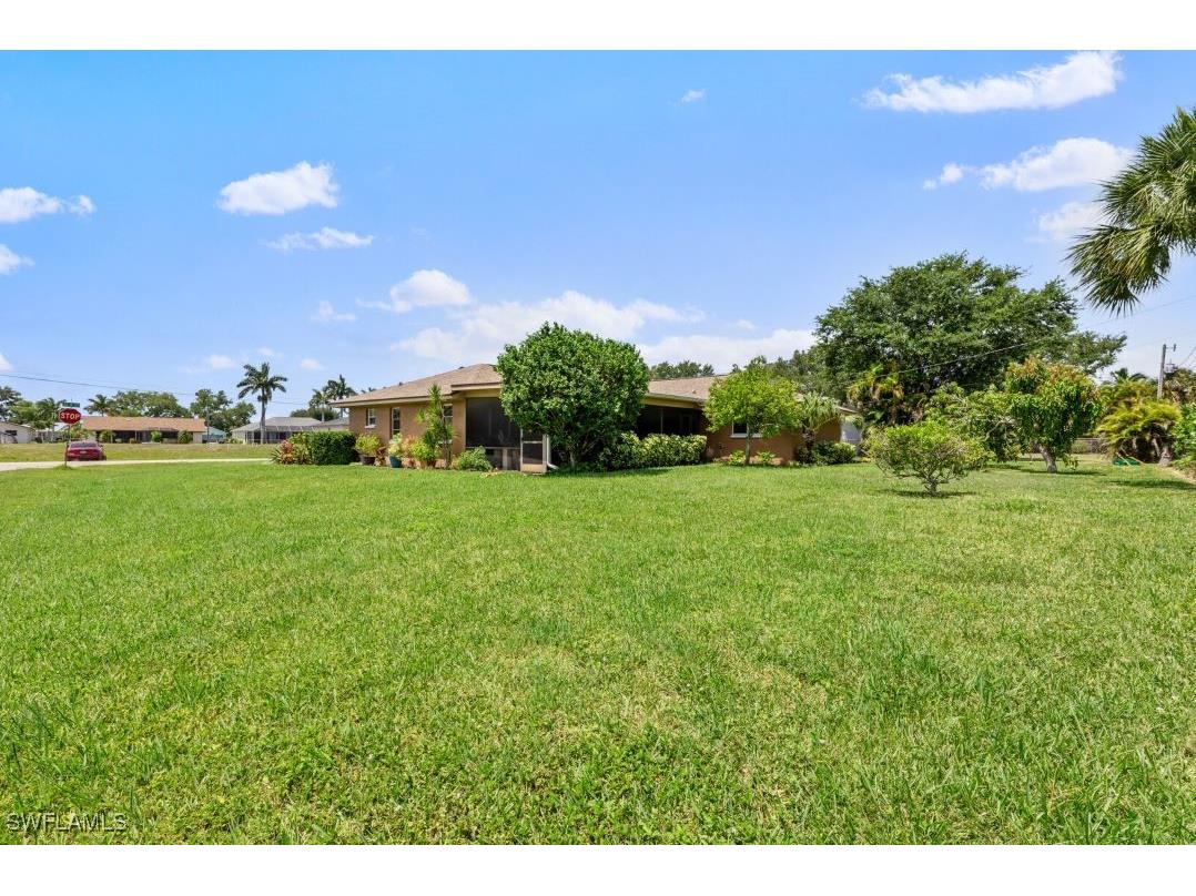 2219 SE 8th Street Cape Coral FL 33990 225076510 image37