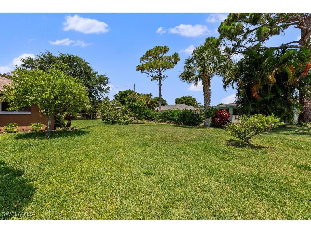 2219 SE 8th Street Cape Coral FL 33990 225076510 image39