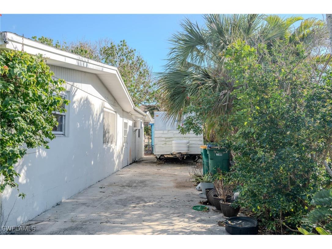 222 1st Street Bonita Springs FL 34134 225017083 image5