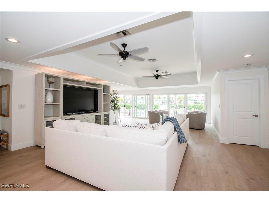 222 Bay Point Naples FL 34103 225025629 image11