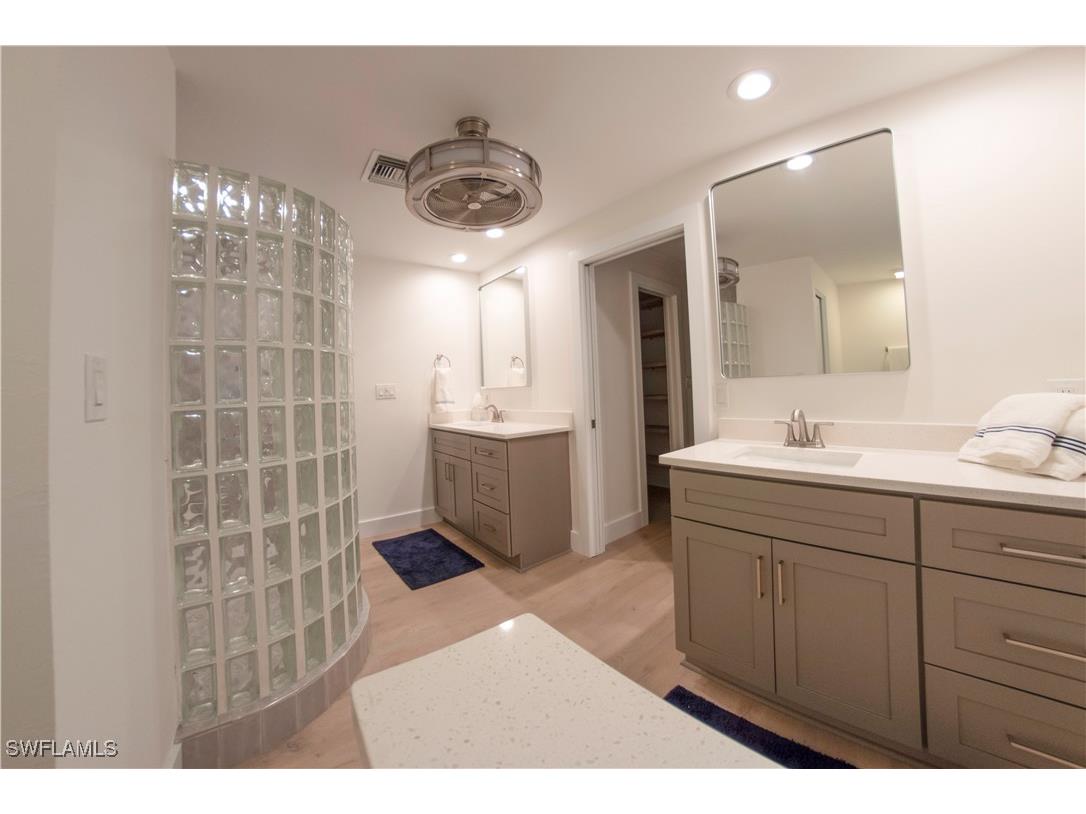 222 Bay Point Naples FL 34103 225025629 image17