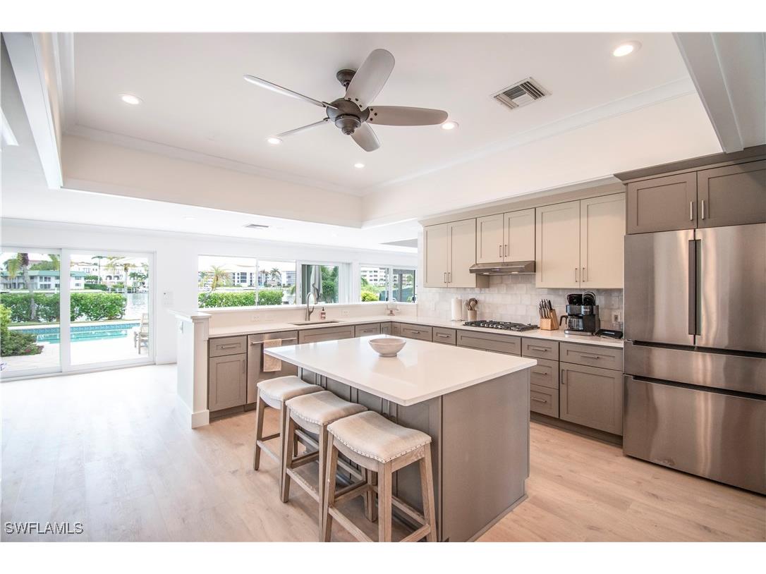 222 Bay Point Naples FL 34103 225025629 image2