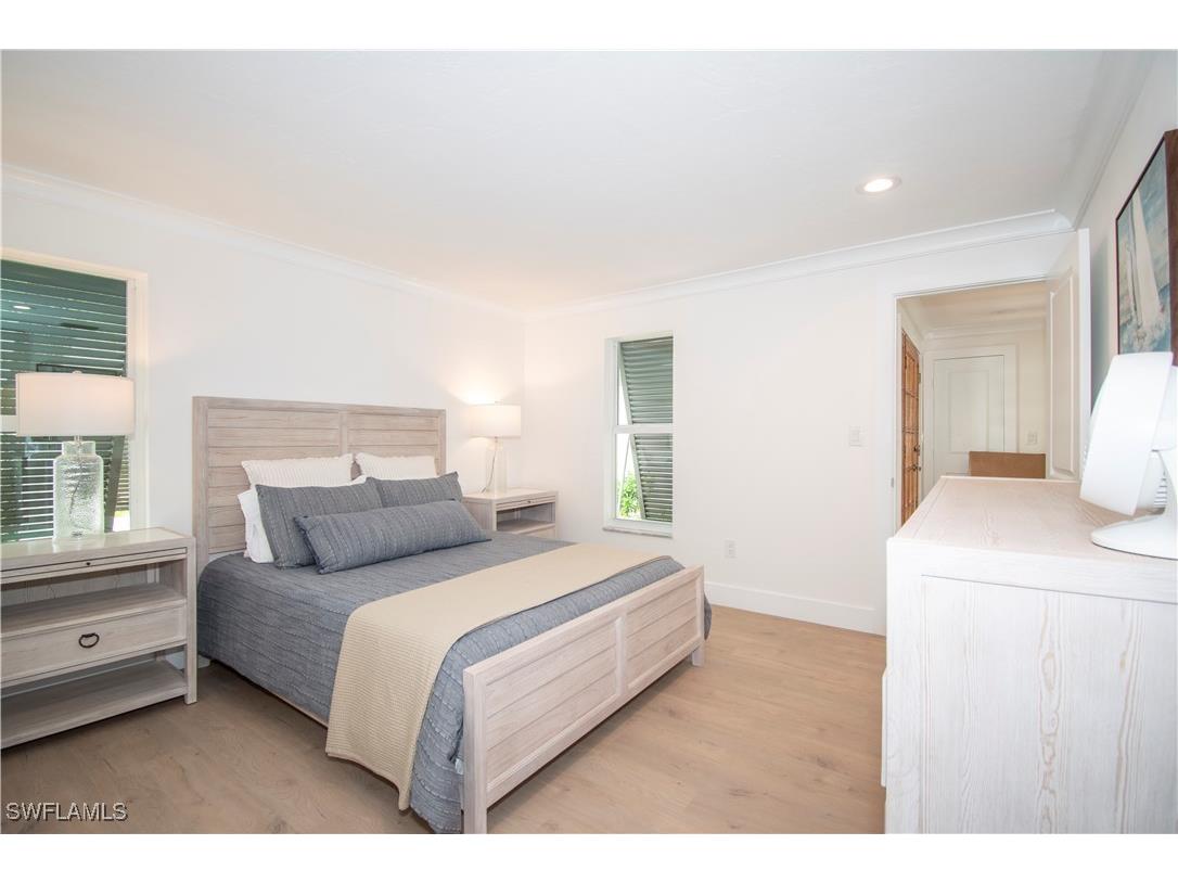 222 Bay Point Naples FL 34103 225025629 image23