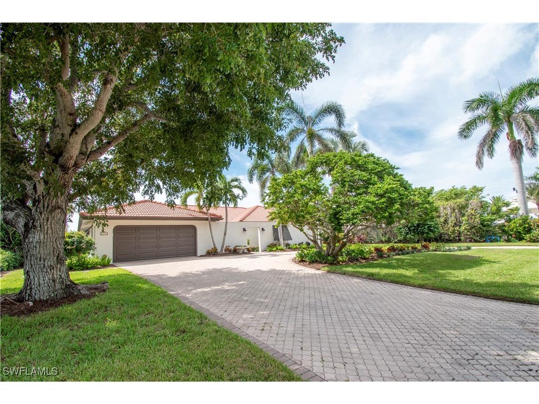 222 Bay Point Naples FL 34103 225025629 image38