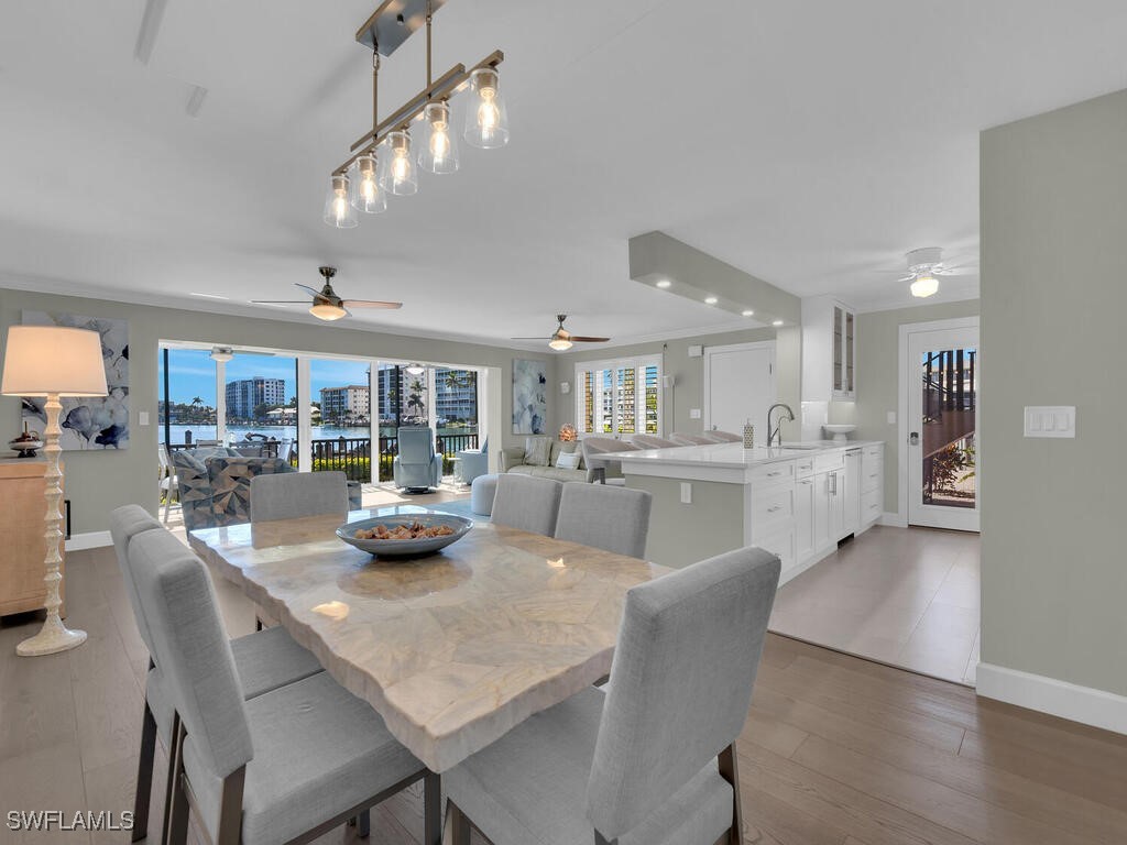 222 Harbour Drive #103 Naples FL 34103 225079987 image10