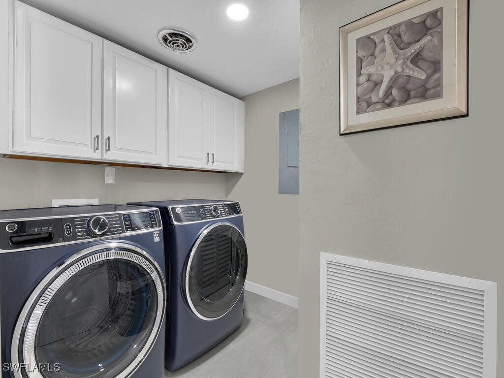 222 Harbour Drive #103 Naples FL 34103 225079987 image30