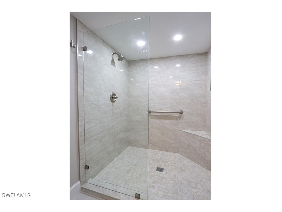 222 Harbour Drive #103 Naples FL 34103 226004327 image13