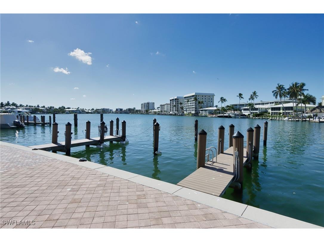 222 Harbour Drive #103 Naples FL 34103 226004327 image22
