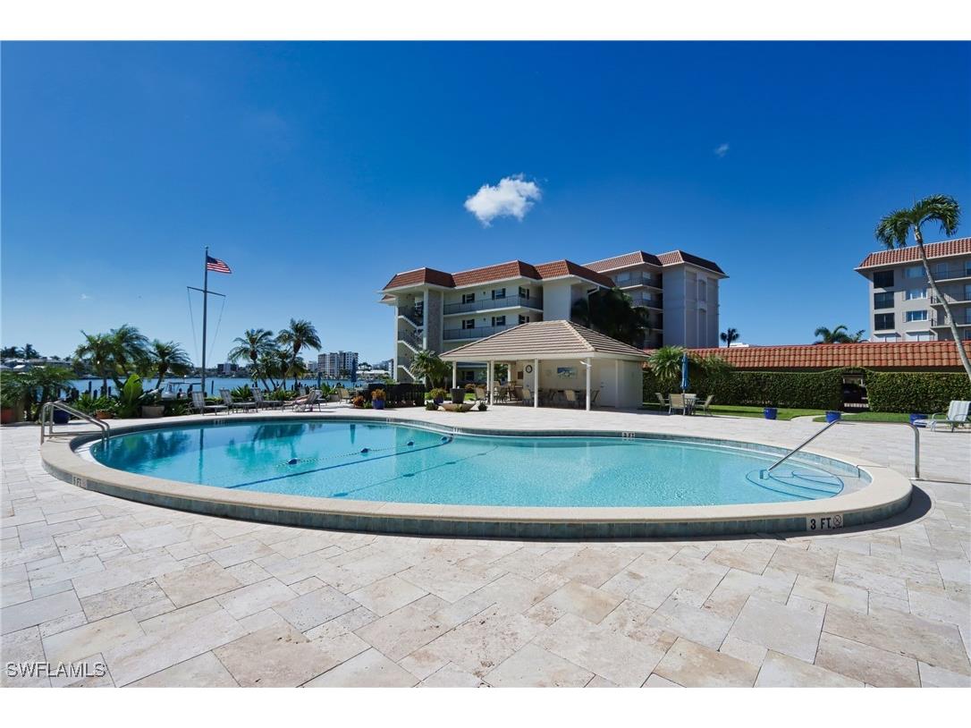 222 Harbour Drive #103 Naples FL 34103 226004327 image27