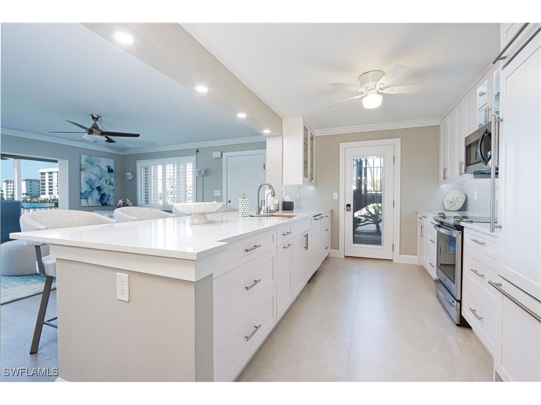 222 Harbour Drive #103 Naples FL 34103 226004327 image5