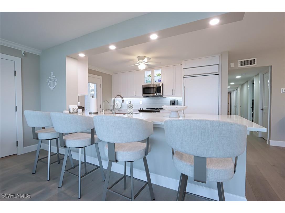 222 Harbour Drive #103 Naples FL 34103 226004327 image6