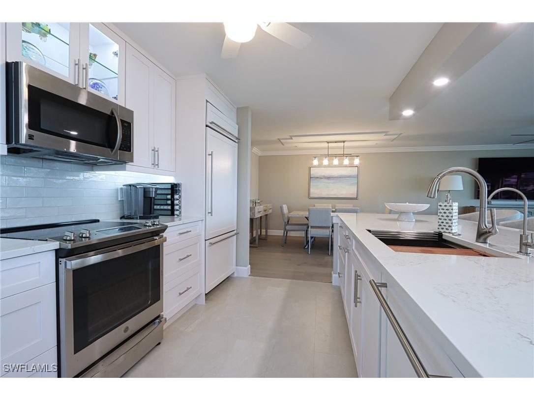 222 Harbour Drive #103 Naples FL 34103 226004327 image7