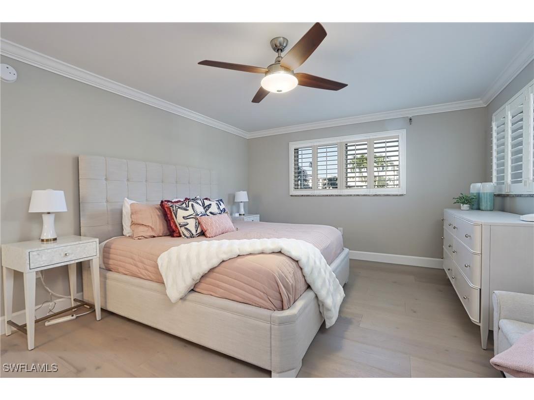 222 Harbour Drive #103 Naples FL 34103 226004327 image9