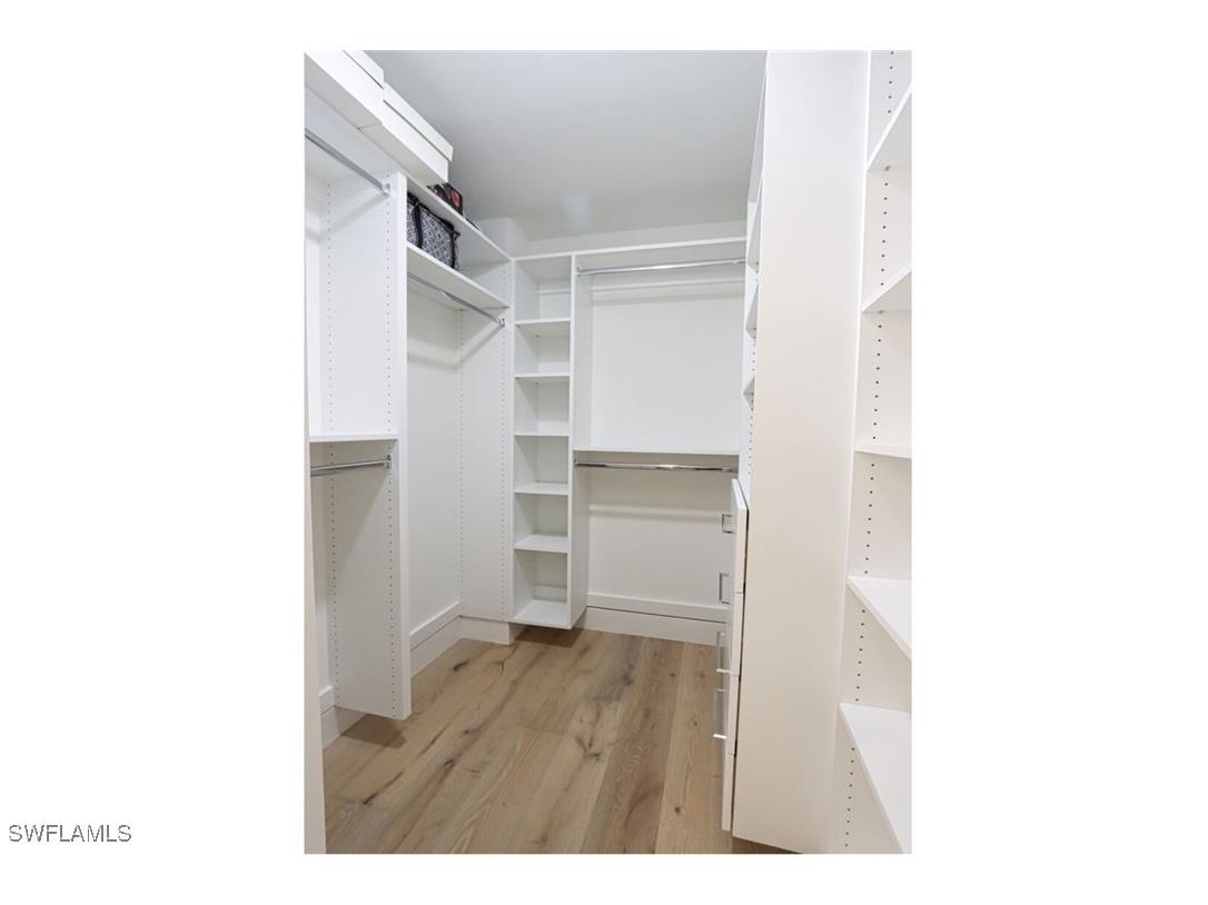 222 Harbour Drive #105 Naples FL 34103 225066451 image12