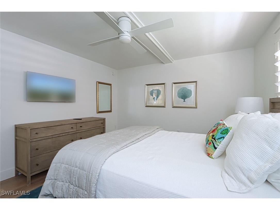 222 Harbour Drive #105 Naples FL 34103 225066451 image14