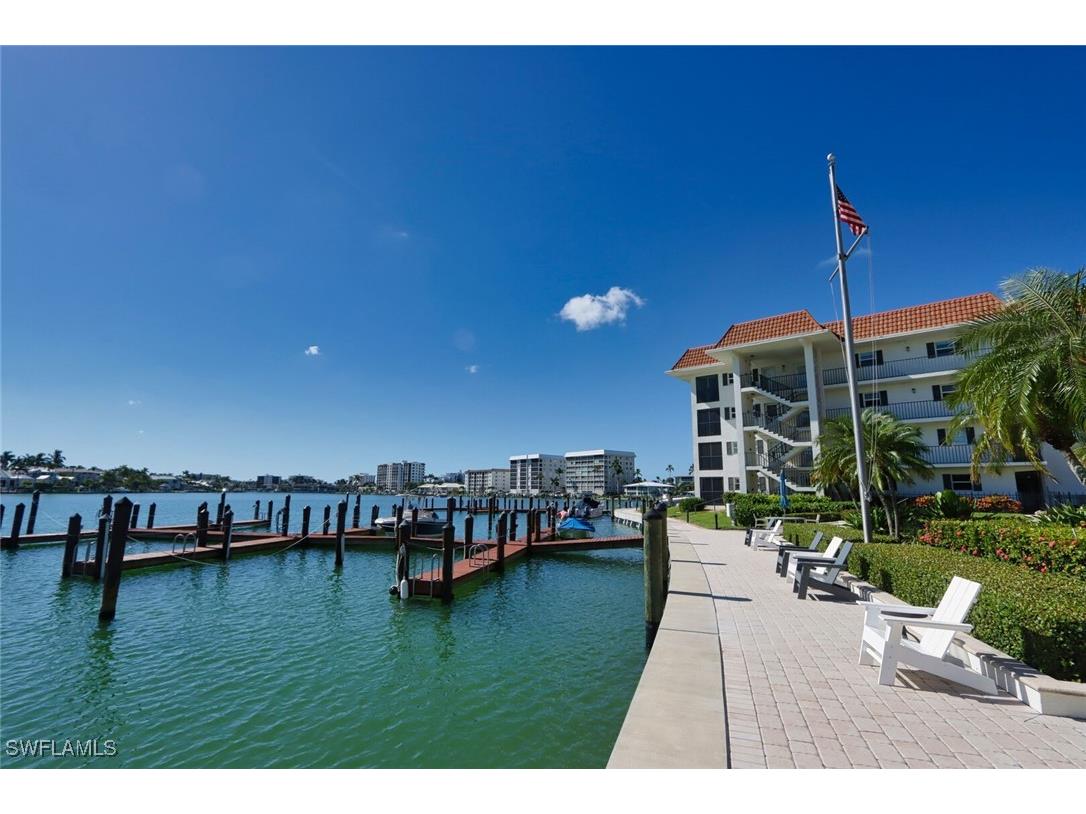 222 Harbour Drive #105 Naples FL 34103 225066451 image22