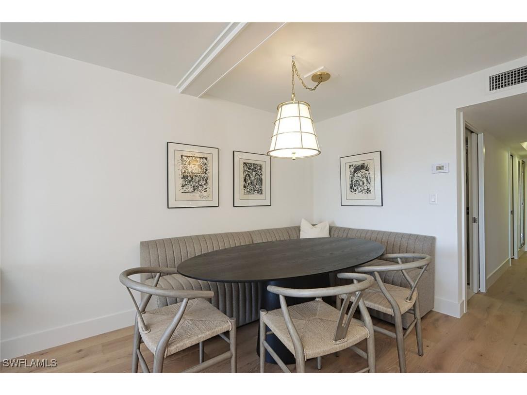 222 Harbour Drive #105 Naples FL 34103 225066451 image4