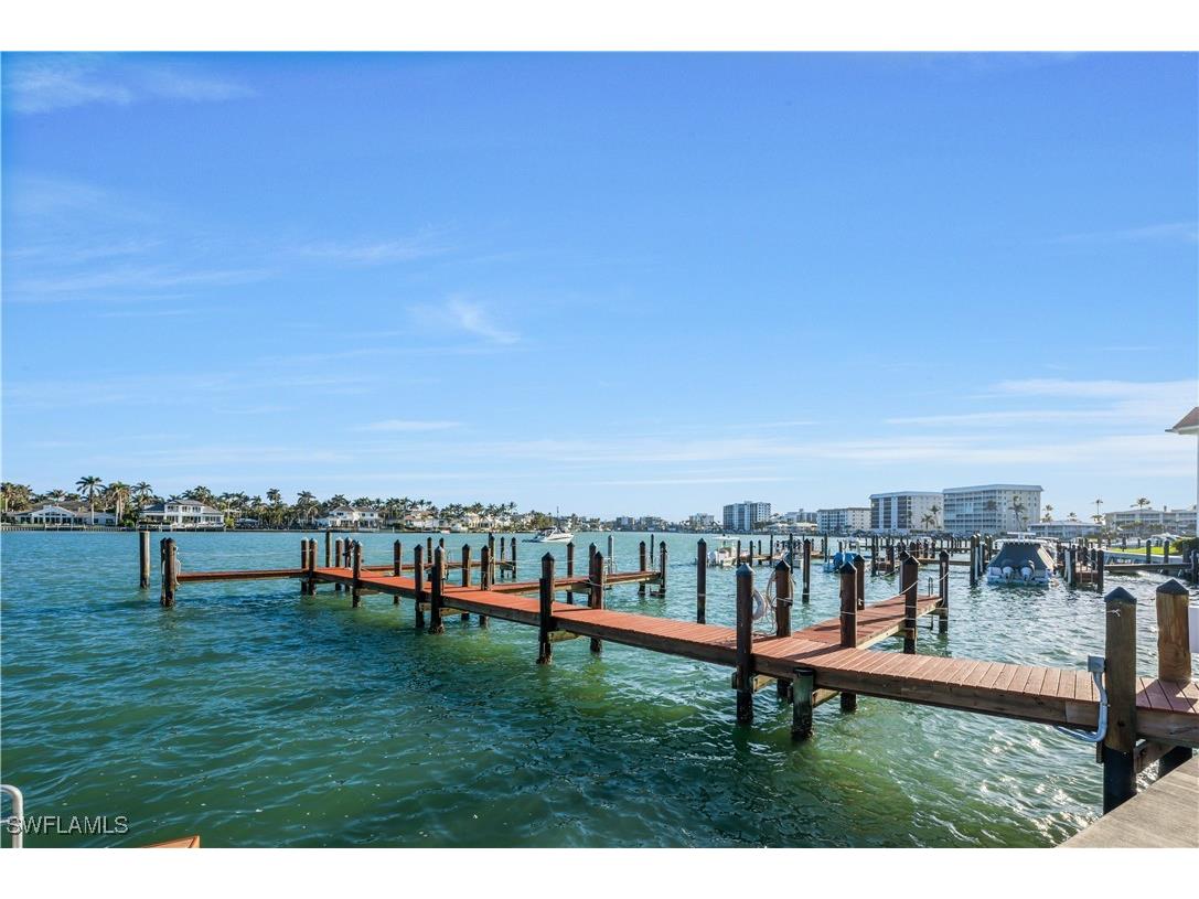 222 Harbour Drive #114 Naples FL 34103 225058559 image2