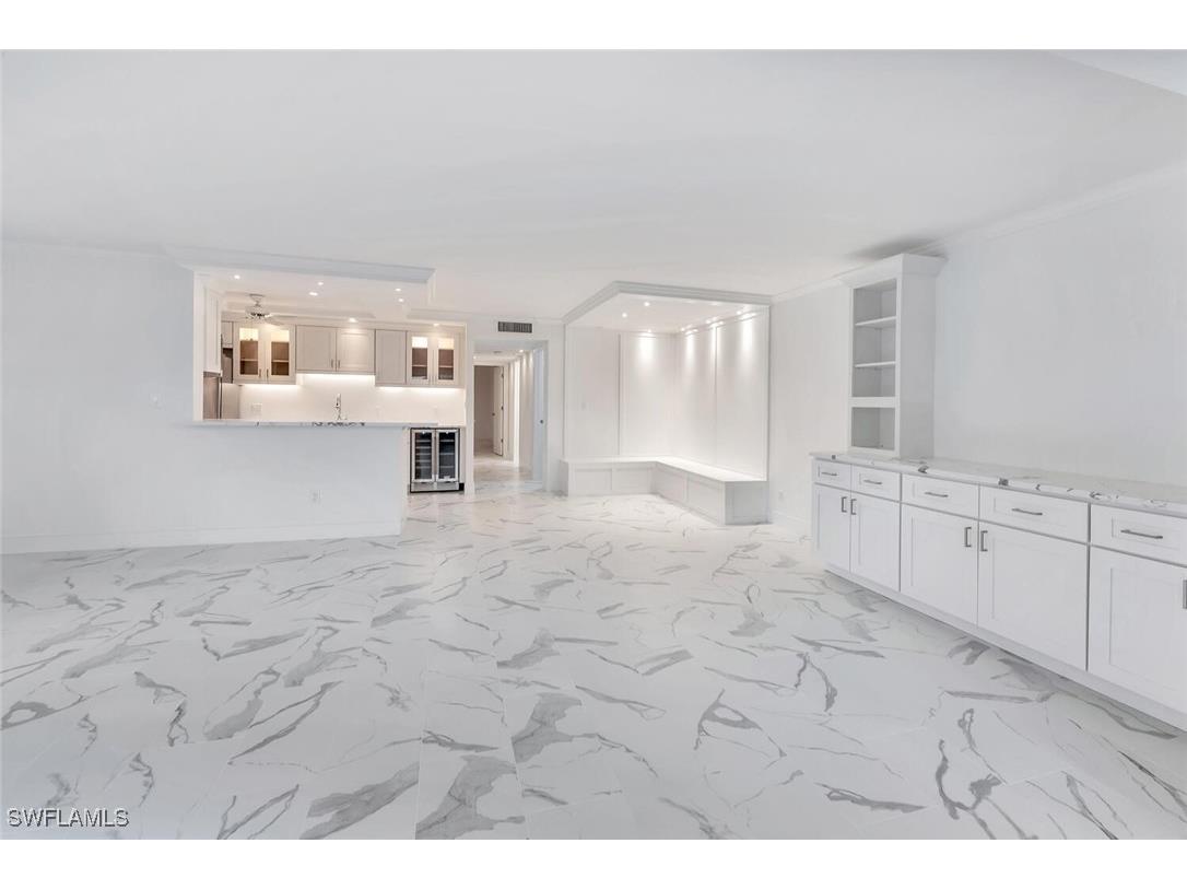 222 Harbour Drive #114 Naples FL 34103 225084681 image11