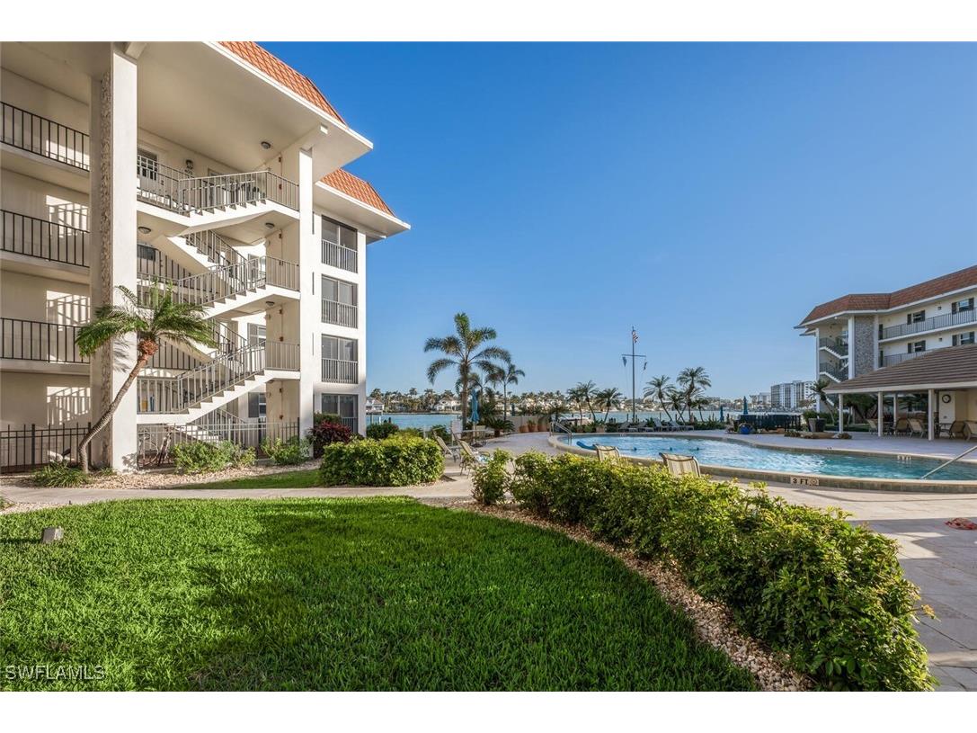 222 Harbour Drive #114 Naples FL 34103 225084681 image26
