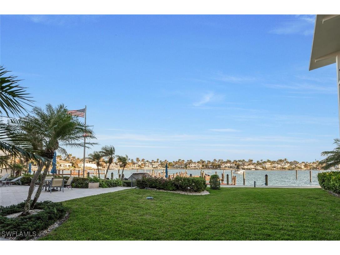 222 Harbour Drive #114 Naples FL 34103 225084681 image4
