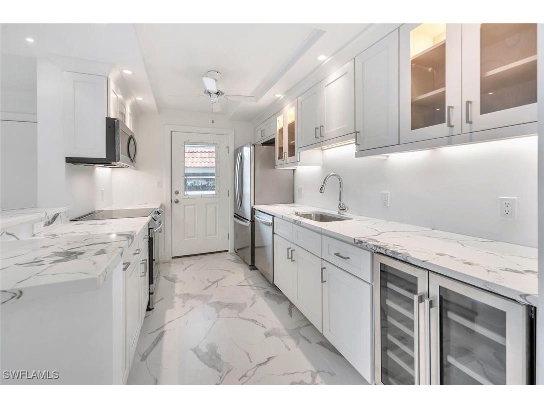 222 Harbour Drive #114 Naples FL 34103 225084681 image6