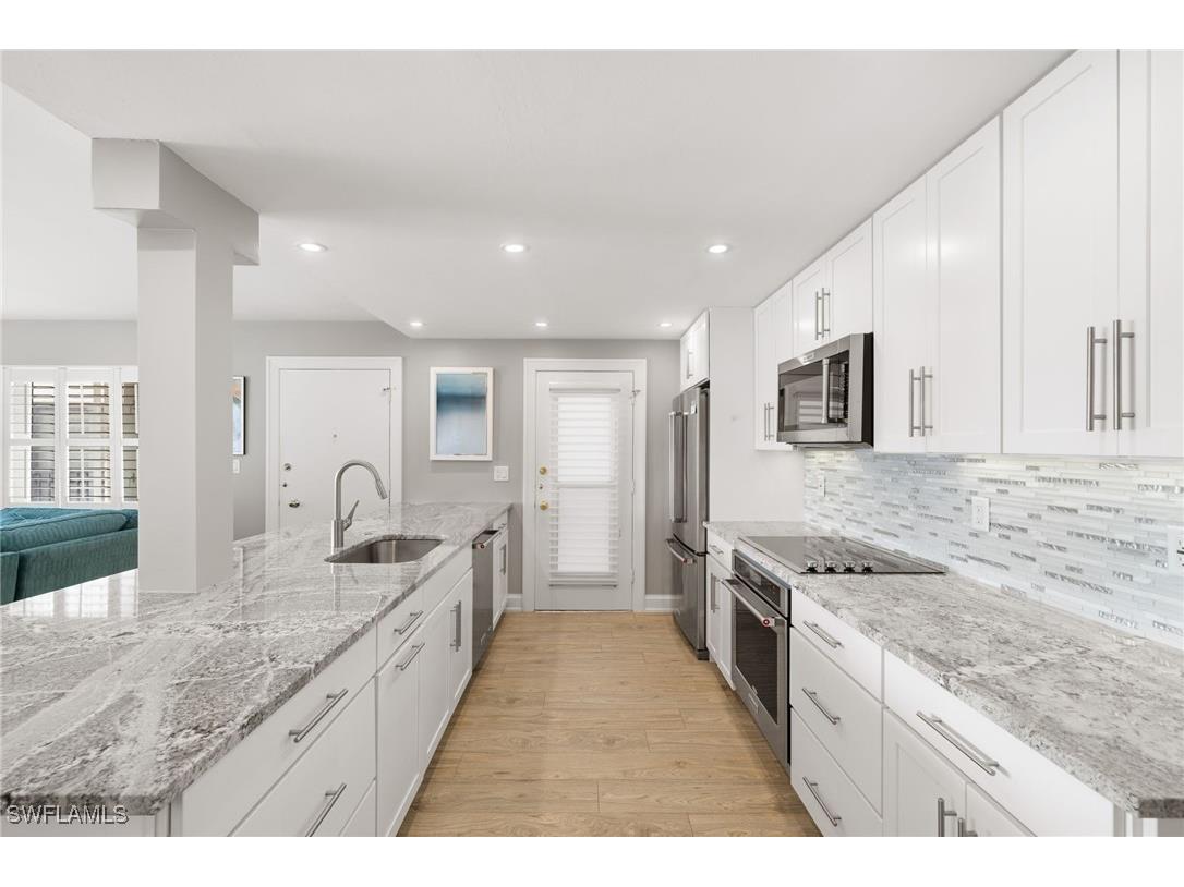 222 Harbour Drive #207 Naples FL 34103 225080786 image23