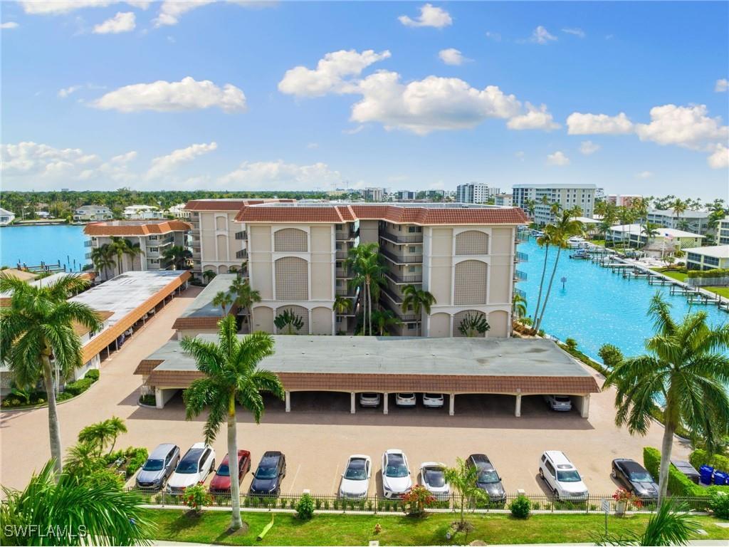 222 Harbour Drive #207 Naples FL 34103 225080786 image30