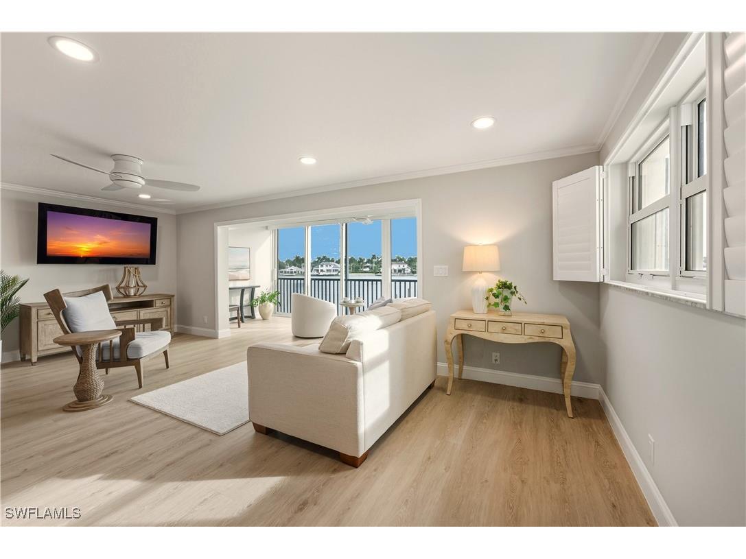 222 Harbour Drive #218 Naples FL 34103 226003648 image17