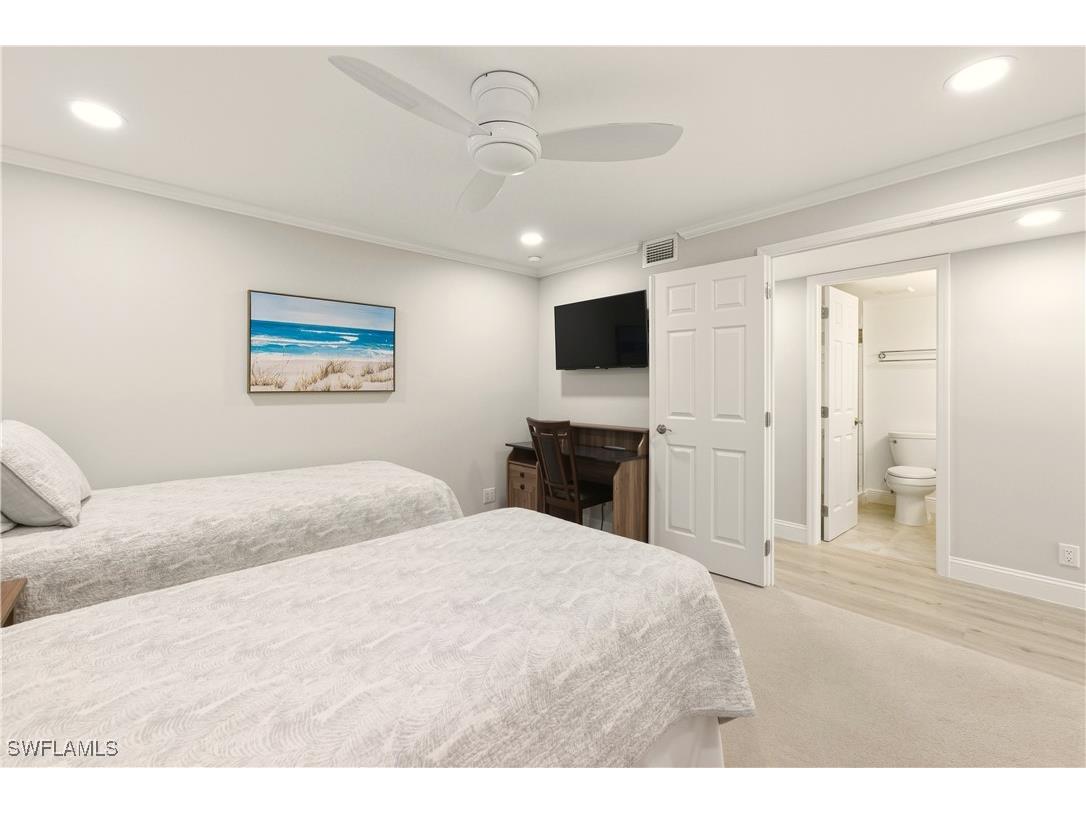 222 Harbour Drive #218 Naples FL 34103 226003648 image25